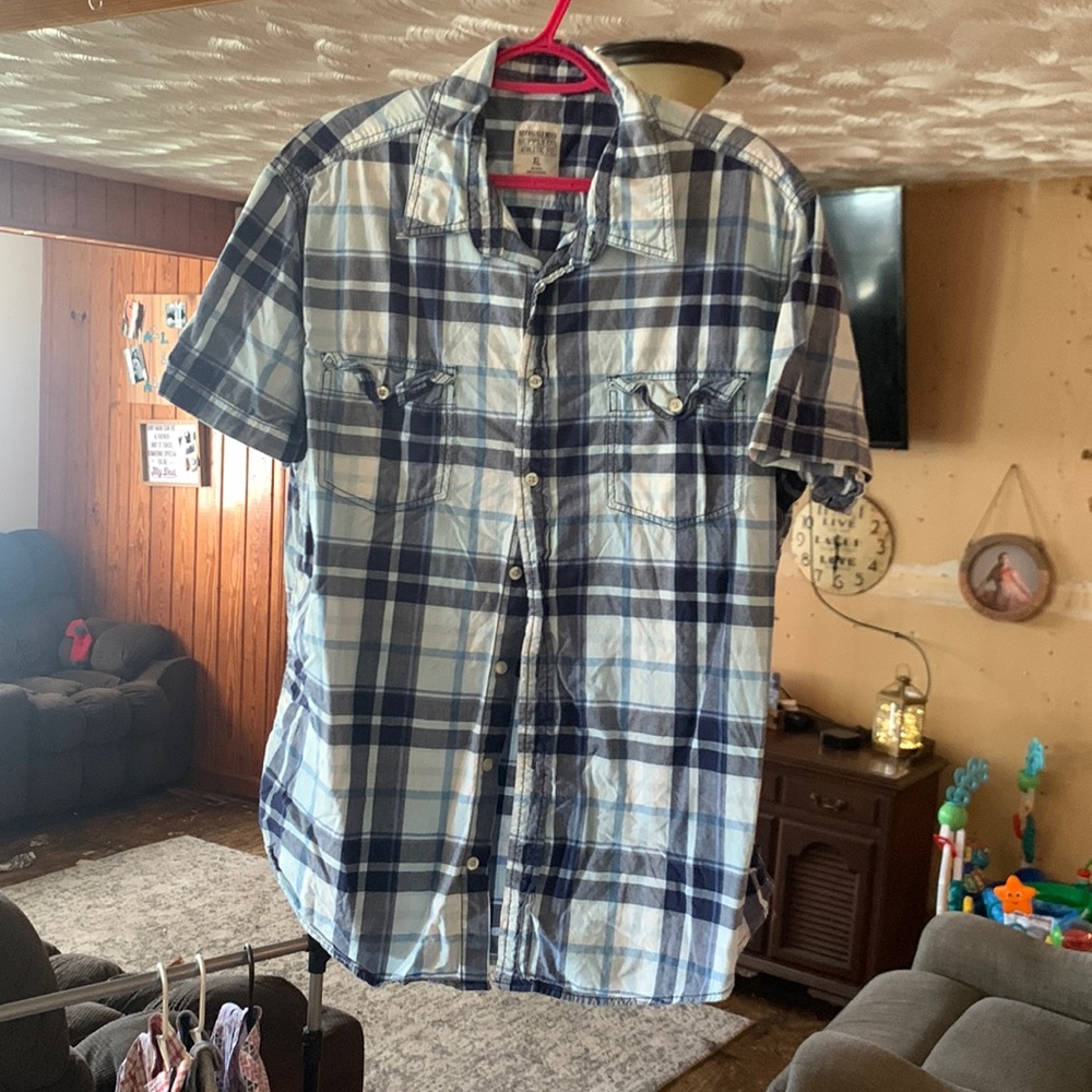 Mossimo SS XL button up